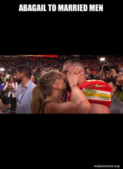 Taylor Swift and Travis Kelce Superbowl 2024