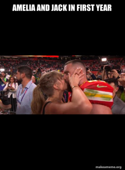 Taylor Swift and Travis Kelce Superbowl 2024