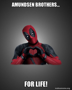 Deadpool Heart Hands