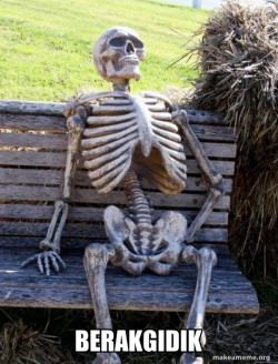 Waiting Skeleton