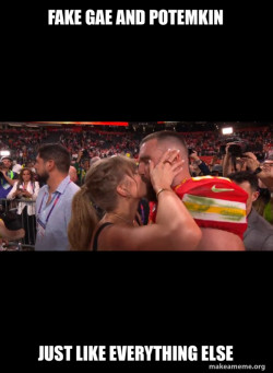 Taylor Swift and Travis Kelce Superbowl 2024