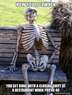 Waiting Skeleton