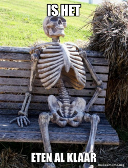 Waiting Skeleton