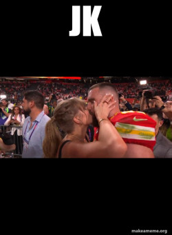 Taylor Swift and Travis Kelce Superbowl 2024