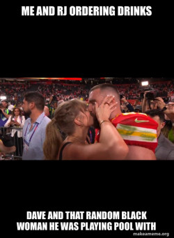 Taylor Swift and Travis Kelce Superbowl 2024