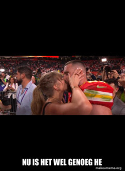 Taylor Swift and Travis Kelce Superbowl 2024