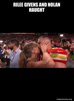 Taylor Swift and Travis Kelce Superbowl 2024