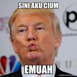 Donald Trump Kissing