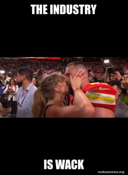 Taylor Swift and Travis Kelce Superbowl 2024